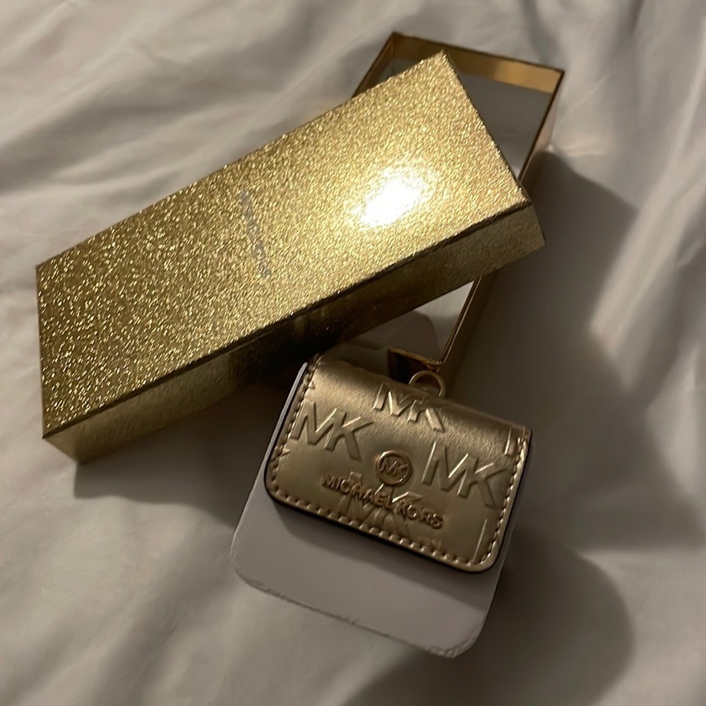 MK accessories